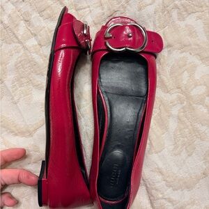 Gucci Salandia peep-toe flats in pink patent leather